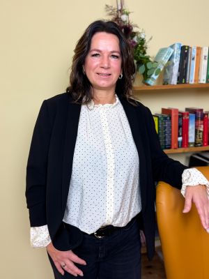 Frau Yvonne Scheingruber
